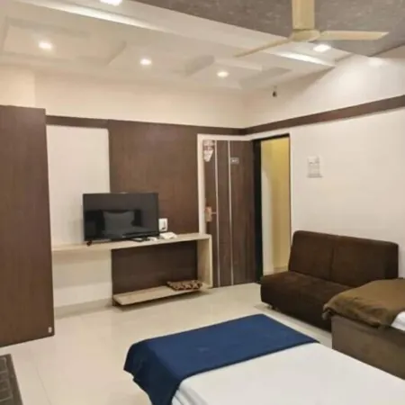 V Executive Hotel