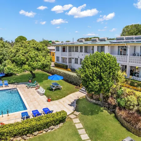Adulo Apartments