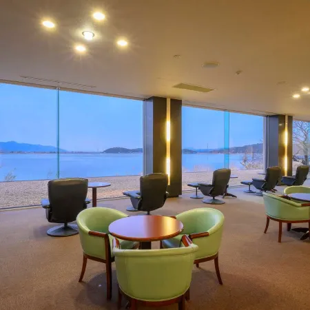 Lakeside Hot Spring Hotel Kunibiki