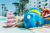 Iberostar Waves Alcudia Park - ビーチサイド