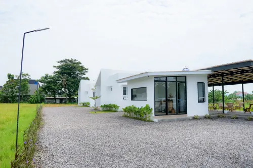 Putih Kaca Villa with Private Pool -  Holiday Villas