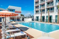 Golden Sands Carolina Beach Oceanfront, Tapestry by Hilton - Beach