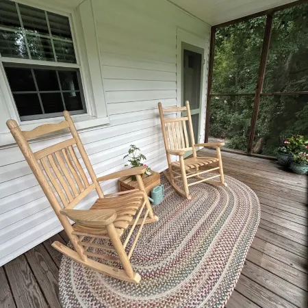 The Finch Cottage Charming 2-bedroom cottage Historical District Mount Airy