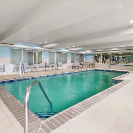 Holiday Inn Express & Suites VANDALIA by IHG