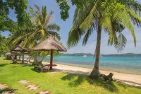 Captngreggs Dive Resort - Motels