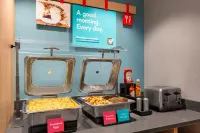 avid hotel OKLAHOMA CITY - QUAIL SPRINGS by IHG - breakfast