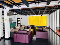 Subhas Tourist Hotel - Bares