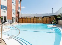 Rodd Moncton - Pools