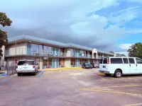 Discovery Inn Lafayette Airport I-10 - Motel