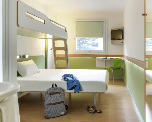 Ibis Budget Muenchen City Sued Hotels near Untersbergstraße underground station