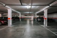 Zenit Hall 88 Studios - parking