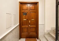 อินไซด์โรมารูมส์ - อ่างจากุชชี่