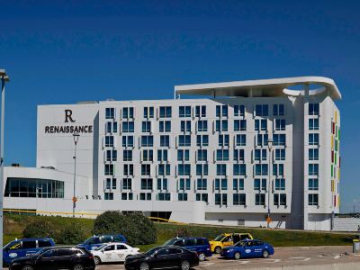 Renaissance Edmonton Airport Hotel