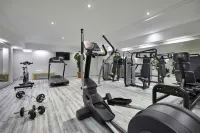 The Curve Hotel BayArena - Gym