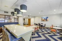 Hampton Inn Mobile-I-10 West/Bellingrath Gardens (Tillman's Corner) - parking