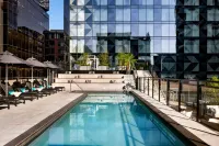HUMANITI HOTEL MONTREAL, AUTOGRAPH COLLECTION - Pet friendly