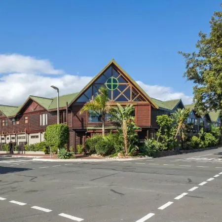 Knysna Log-Inn Hotel