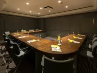 DoubleTree by Hilton Izmir Airport Hotels near Balcova