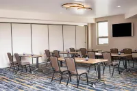 Delta Hotels Grande Prairie Airport - bar