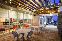 Home2 Suites by Hilton Smyrna Nashville - parking