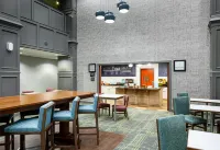 Hampton Inn & Suites Texarkana - Frühstück