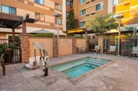 Courtyard San Diego Oceanside - Hot Tub