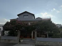 Stemalu Hotel - 2-Star