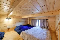 Hiking/biking Trails On-site! Rustic Oxford Cabin - Landsted
