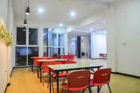 Grand Pacific Pangandaran - ที่มีที่จอดรถ