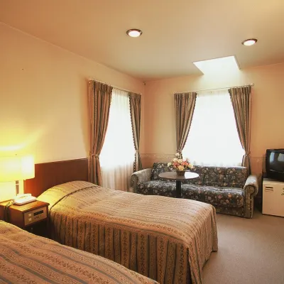 Izukogen Onsen Chiisana Hotel Lemonju Các khách sạn gần Cao nguyên Omuro