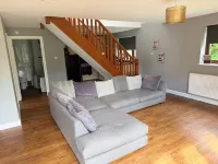 Cottage Sleeps 8 - Garden, Bbq, Pet-friendly - 2 étoiles