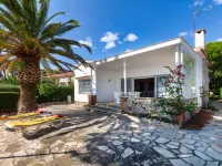 Torre Mar Hotels near Cala Bot