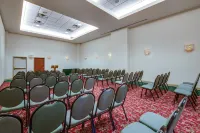 Holiday Inn Express & Suites Greensboro-East