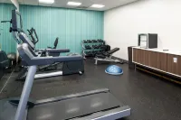 Holiday Inn Express & Suites Los Angeles Downtown West