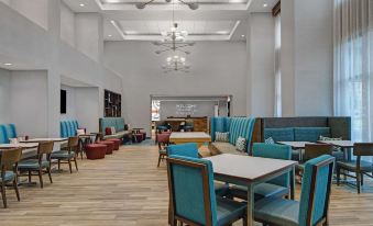 Hampton Inn & Suites by Hilton Farmers Branch Dallas