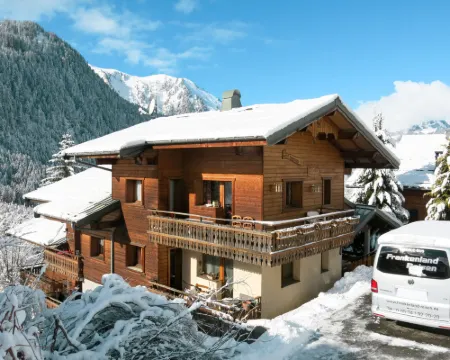 Le Petit Savoyard 沙泰勒酒店