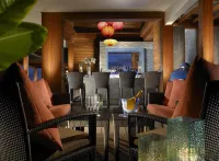 The Landings Resort and Spa - All Suites - bar