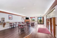 Econo Lodge Shelbyville - pet friendly