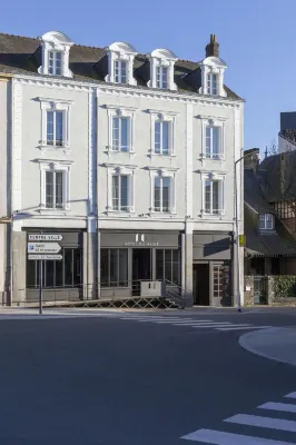 Logis Hotel du Maine Hotel in zona Halte Fluviale