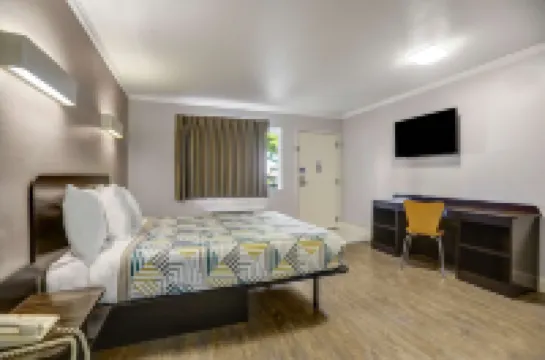 Motel 6 Lodi, CA Hotels in Lodi