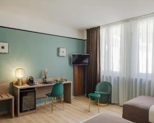 Hôtel le Bristol Hotels in Avignon