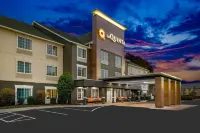 La Quinta Inn & Suites by Wyndham Cookeville - 2-Star