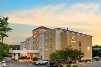 Comfort Suites Fredericksburg North Отели в г. Хартвуд