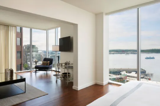 Thompson Seattle by Hyatt Hotels in Pike Market District