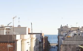 Renovated Apartment with Sea View, 5-1