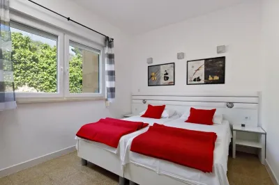 Nice Beach Apartments in Stobrec Hotels in Stobrec