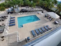 Knight's Key Suites Hotels in Маратон