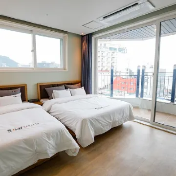 S-STAY PENSION Hotels near Songjeong Beach