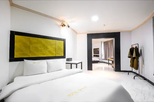 Yeosu Hotel Encore - Pensions