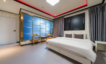 Hotel Danube Seomyeon - Housity